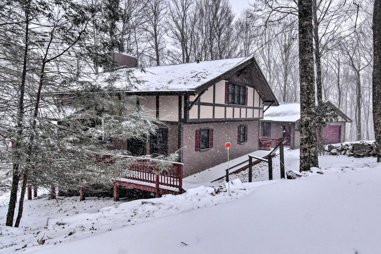 Beech Mountain Cabin Retreat With Hot Tub And Views! Exterior photo